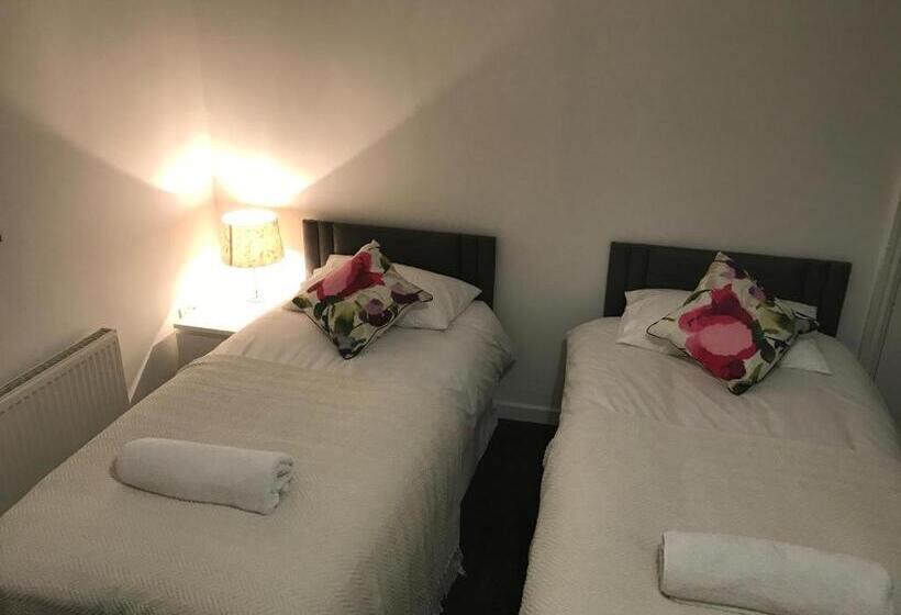 Семейный Номер, The Dalbury And Palmer Hotel With Free Parking