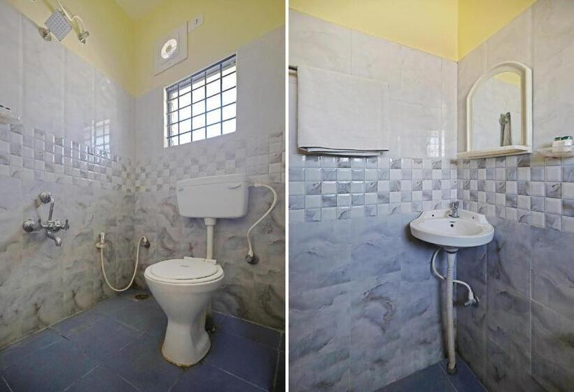 Quarto Triplo Clássico, Flagship 29293 Athithi Comforts