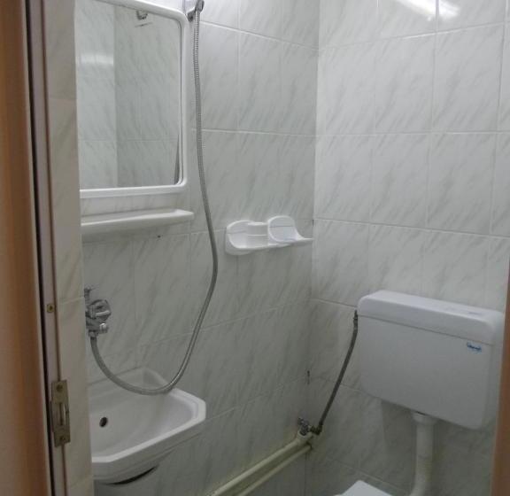 Chambre Economy, Hostel Cppi Nord