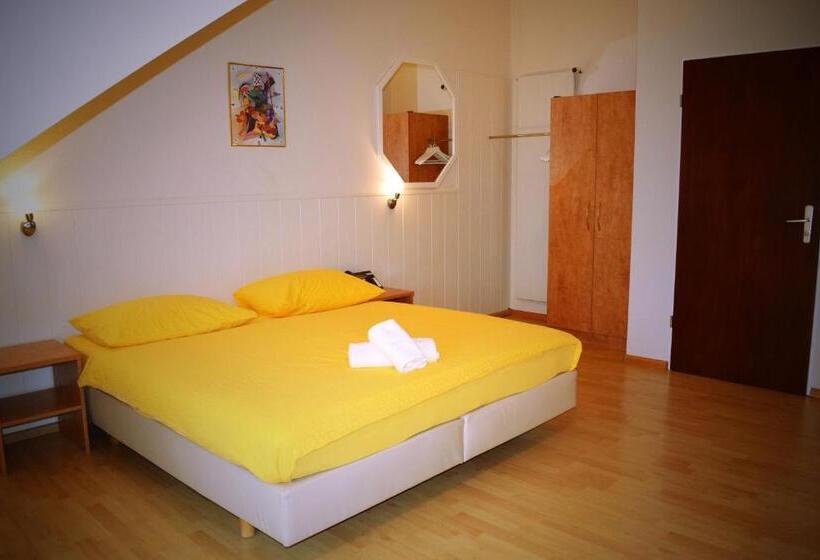 スタンダードルーム, Locanda