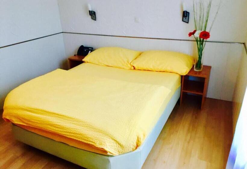 スタンダードシングルルーム, Locanda