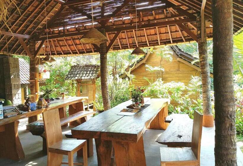 豪华工作室, Song Broek Bali