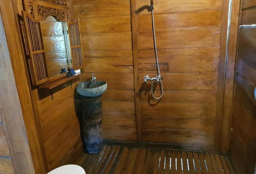 豪华工作室, Song Broek Bali