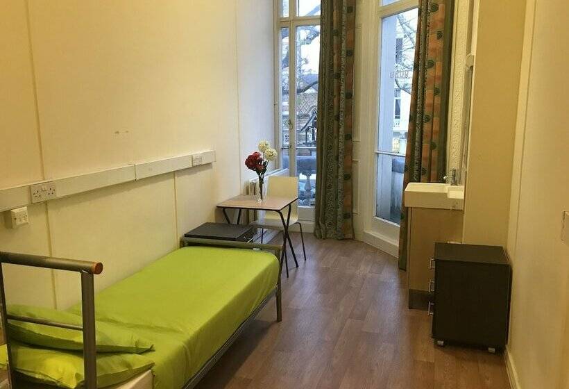 标准单人间, Halpin House