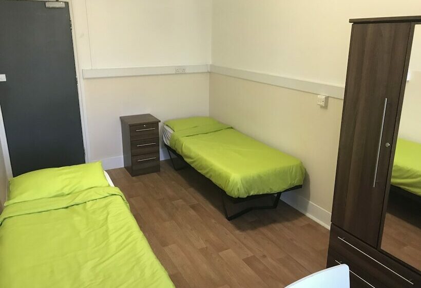 标准间, Halpin House