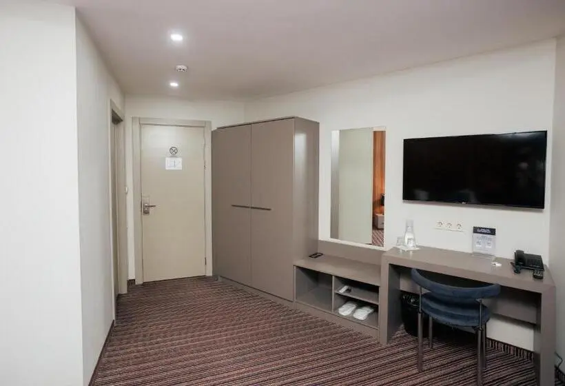 デラックスルーム, Boutique Hotel Central