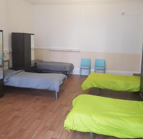 共用房间的床, Halpin House