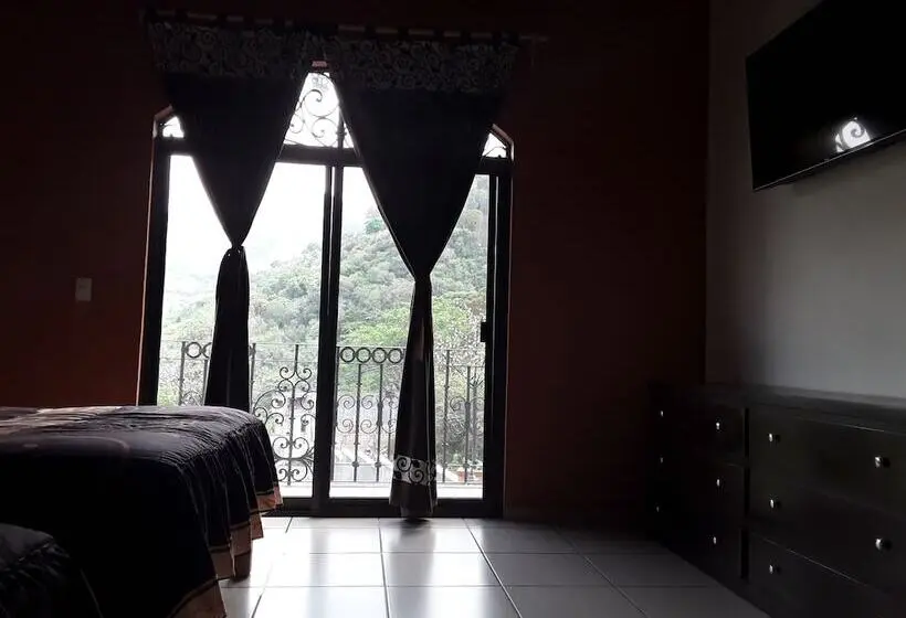 スタンダード４人部屋, & Balneario Los Angeles