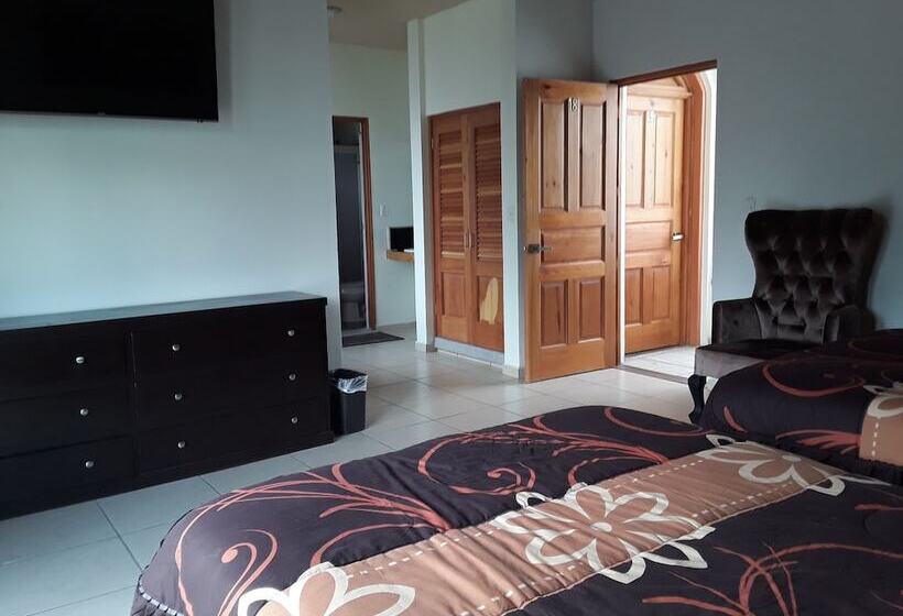 Четырехместный Номер Стандарт, & Balneario Los Angeles