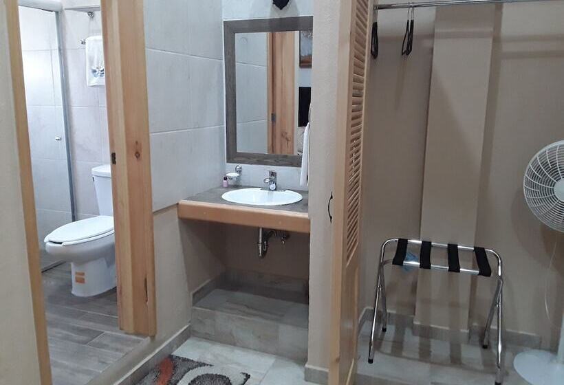 Четырехместный Номер Стандарт, & Balneario Los Angeles