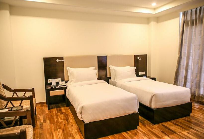 带双人床的经济房间, Boulevard