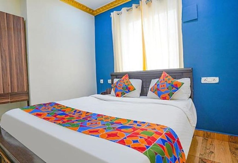 Deluxe Værelse, Fabexpress Lloyds Inn   Nr Valluvar Kottam Monument & Korea Embassy