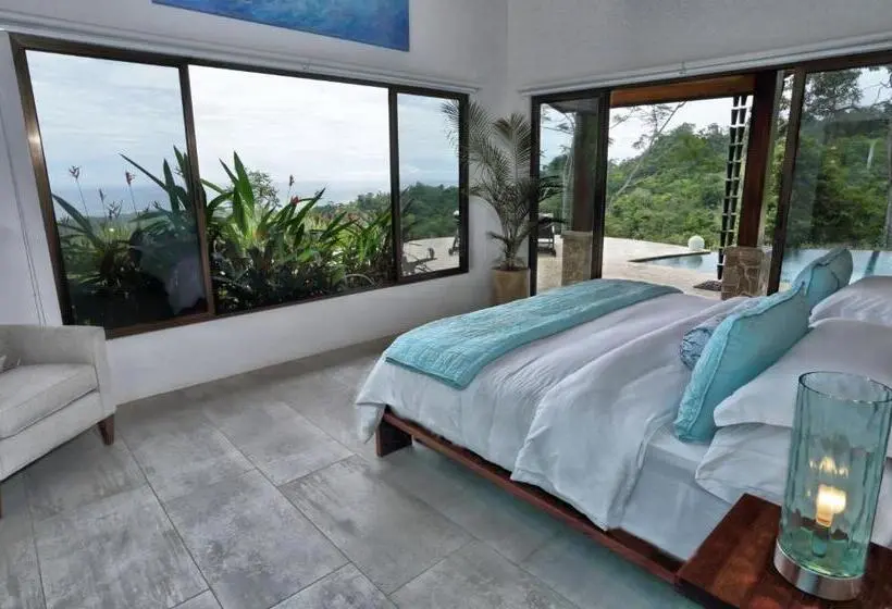 Sviitti 2 Makuuhuonetta, Golden Pineapple Villas Adults Only