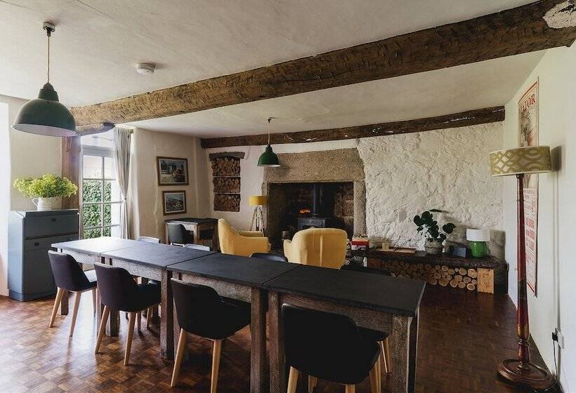 1间卧室的房子, Weeke Barton