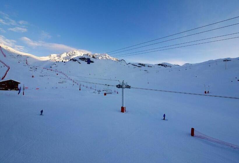 اتاق استاندارد چهار تخته, Alberta Hotel & Spa