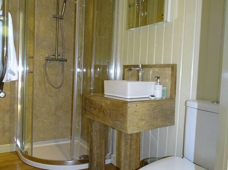 豪华房间, Cann Office