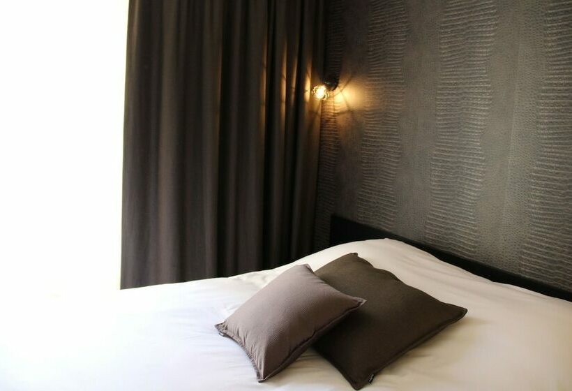 스탠다드 룸, Du Lion D Or