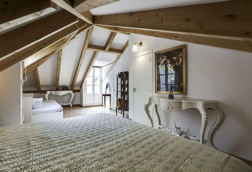 سوییت خانوادگی, Luxa Charmhouse