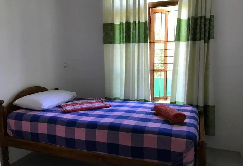 Triple Room Sea View, Nice Place Beach