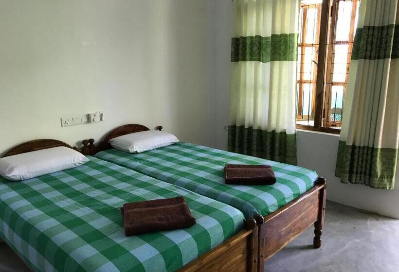 Triple Room Sea View, Nice Place Beach
