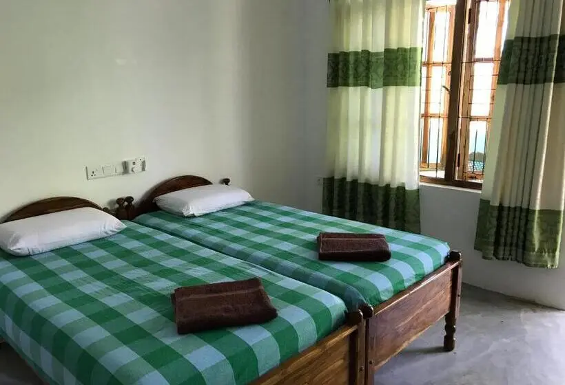 Triple Room Sea View, Nice Place Beach
