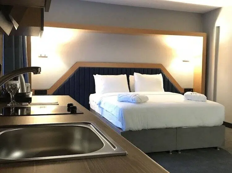 バルコニー付きジュニアスイート, Roof 264 Hotel & Suites