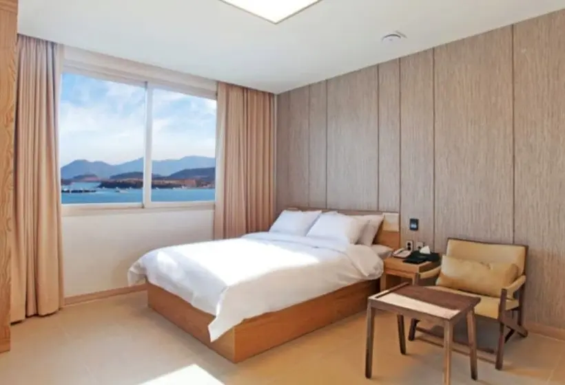 デラックスルーム, Yeosu Stay
