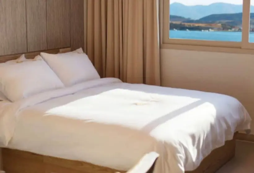 デラックスルーム, Yeosu Stay