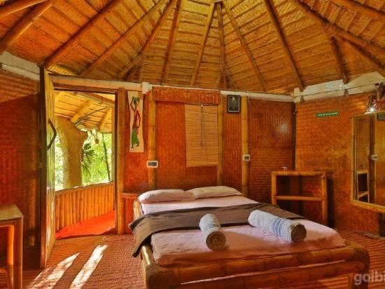 Хижина, Koomankolly Resort