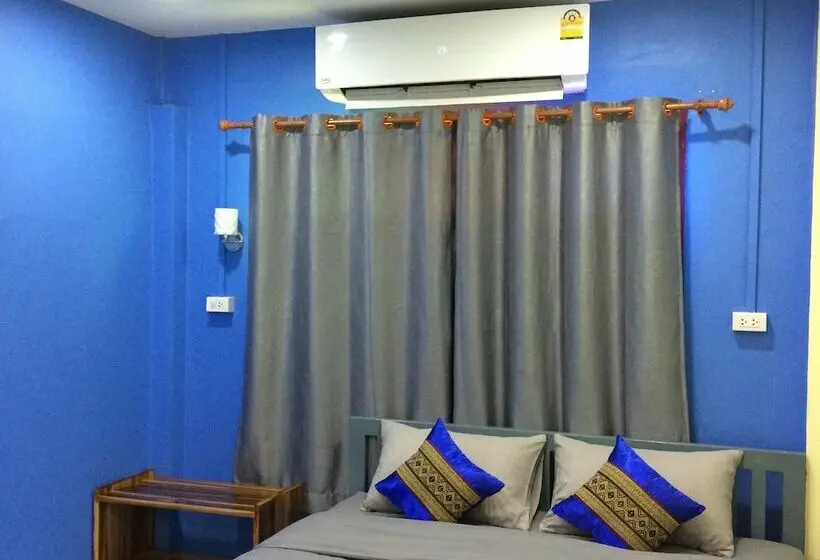اتاق خانوادگی, Smilingface Guesthouse