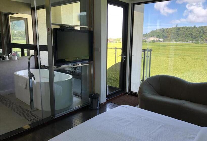 اتاق استاندارد, Aqua Star Villa Homestay