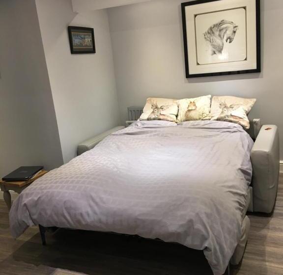 패밀리 스위트, Bonners Lodge