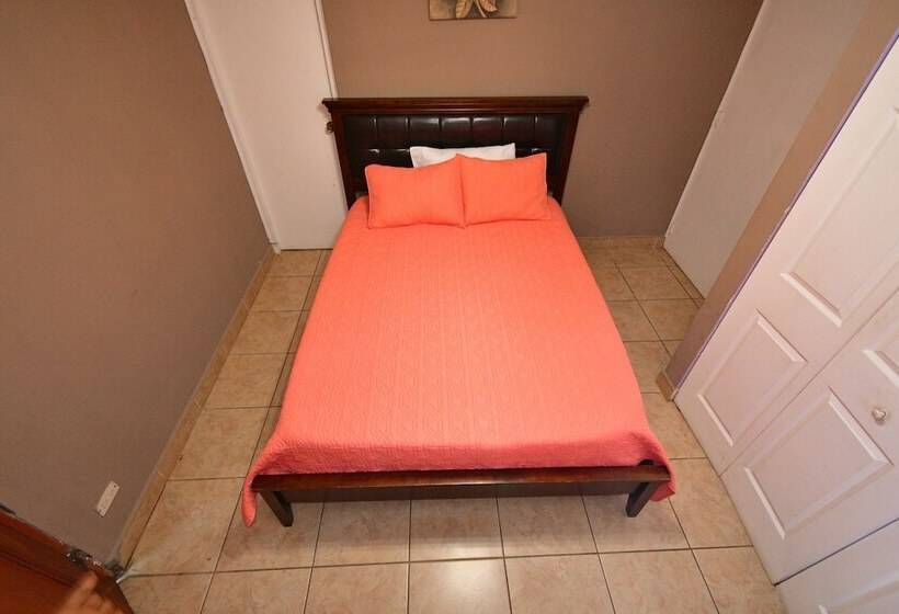 اتاق استاندارد, Hostal Santo Domingo