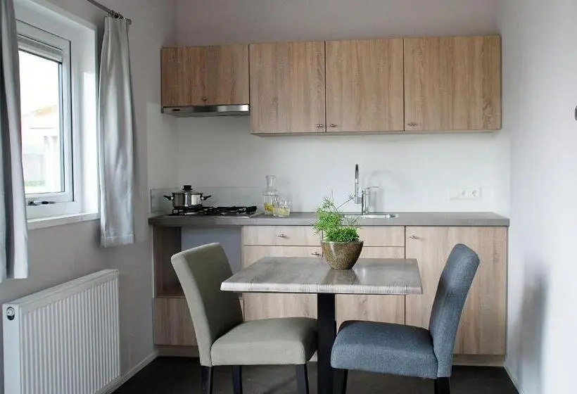 デラックススイート, Chalets Middelburg