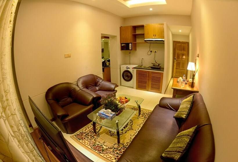 سوییت, Shwe Taung Tan Hotel   Lake View