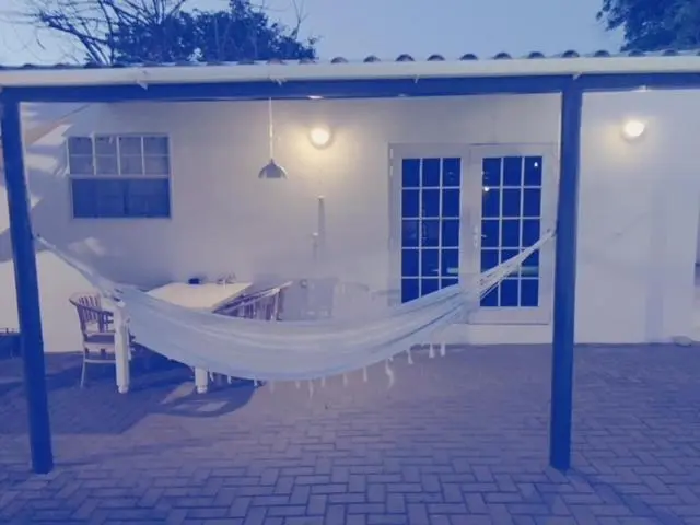 آپارتمان 1 خوابه با چشم‌انداز استخر, Apartment Curacao