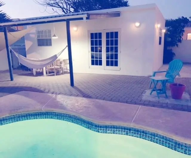 آپارتمان 1 خوابه با چشم‌انداز استخر, Apartment Curacao