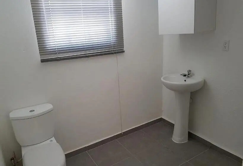 استودیوی استاندارد, Apartment Curacao
