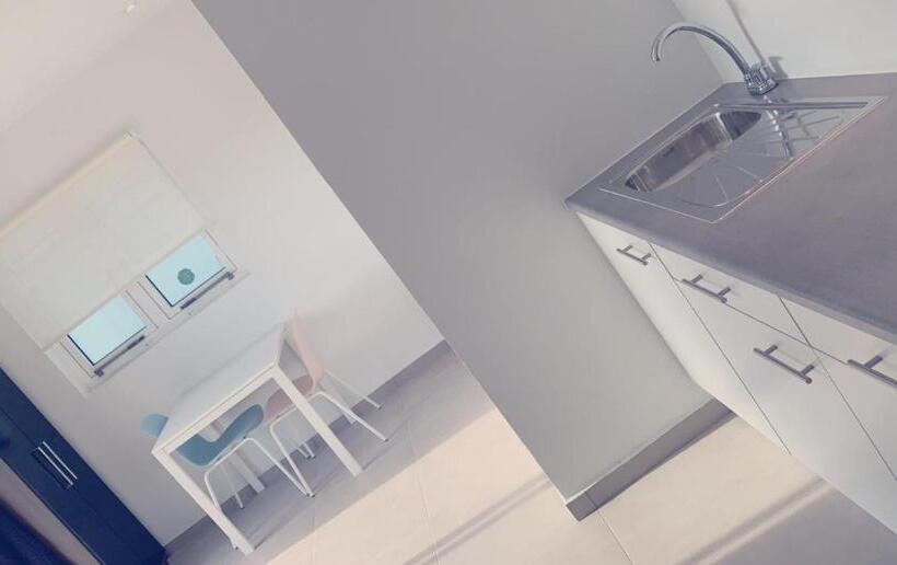 استودیو استاندارد با چشمانداز استخر, Apartment Curacao