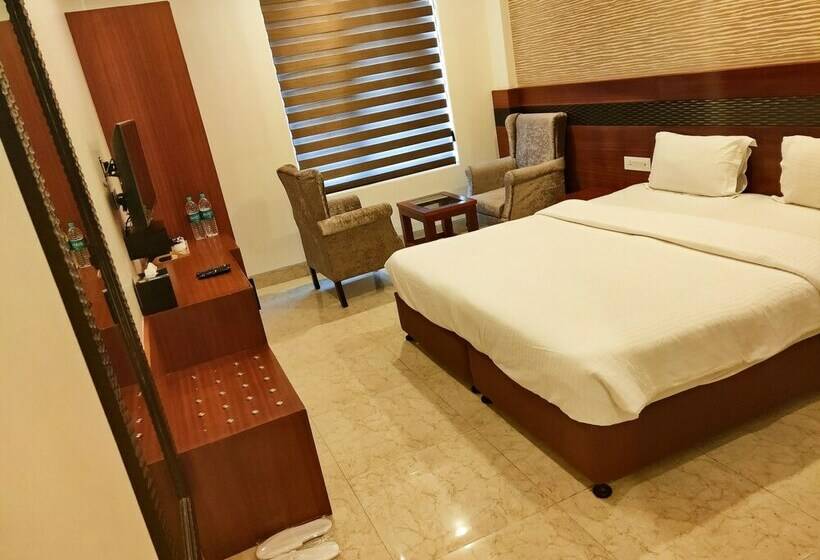 Номер Премиум, Holy River