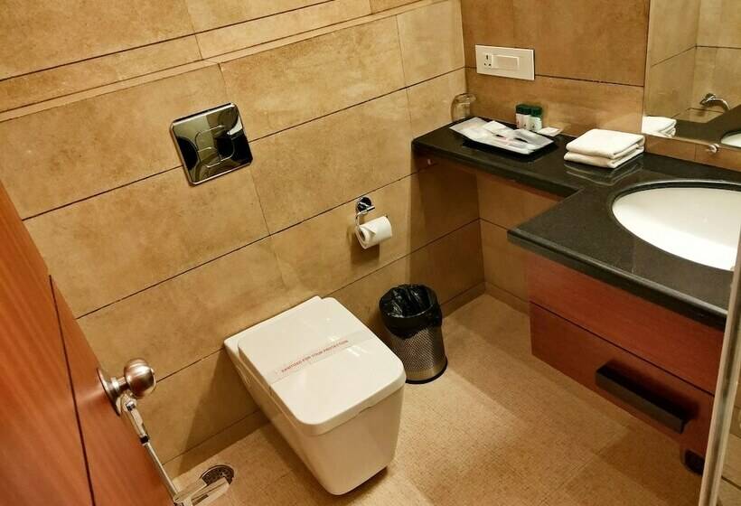 Номер Премиум, Holy River