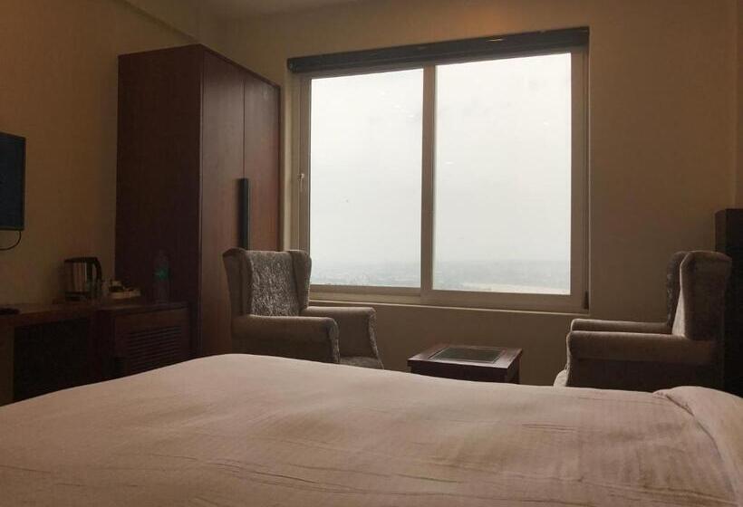 Номер Премиум, Holy River