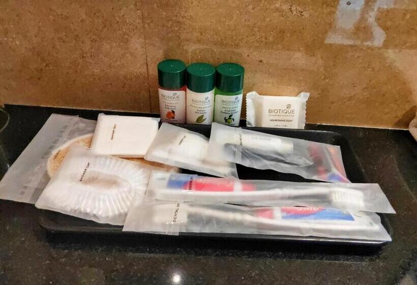 Номер Премиум, Holy River