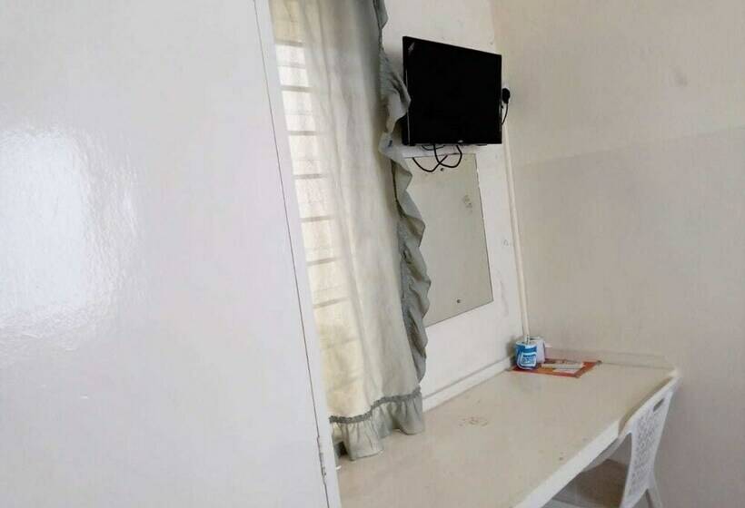 اتاق استاندارد سه نفره, Metric Annex