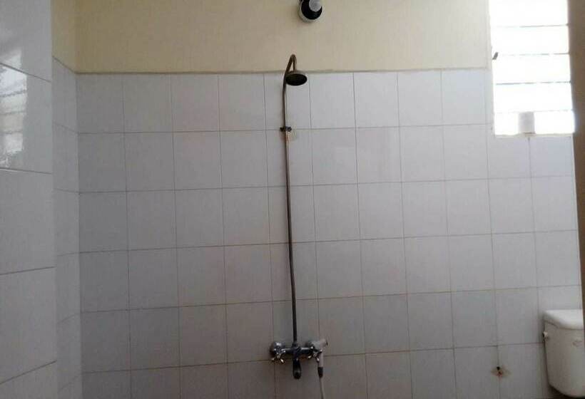 اتاق استاندارد سه نفره, Metric Annex