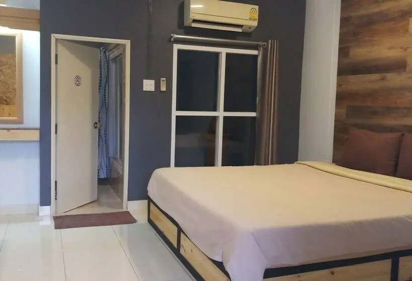 اتاق استاندارد, Ploy Resort