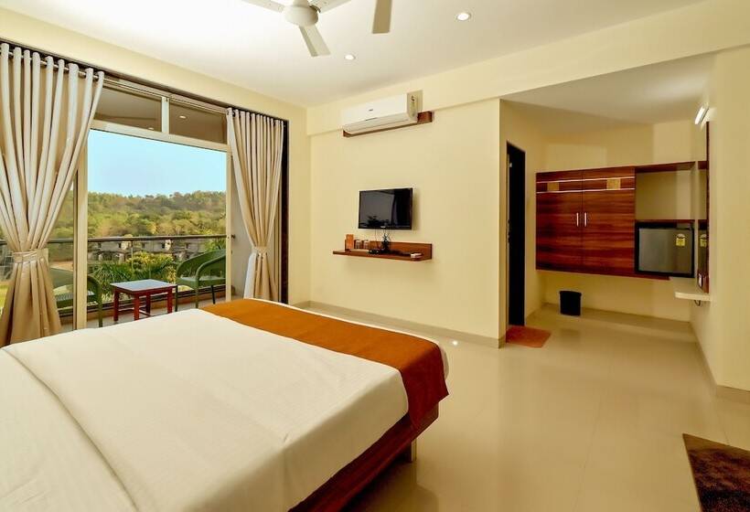 חדר אקזקיוטיב, Sadhana Executive