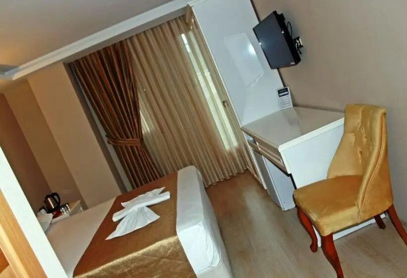 ダブルベッドスタンダードルーム, Feza Otel