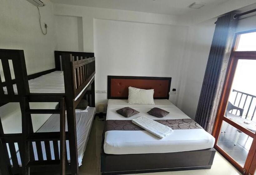 디럭스 패밀리 룸, Amelia Resort