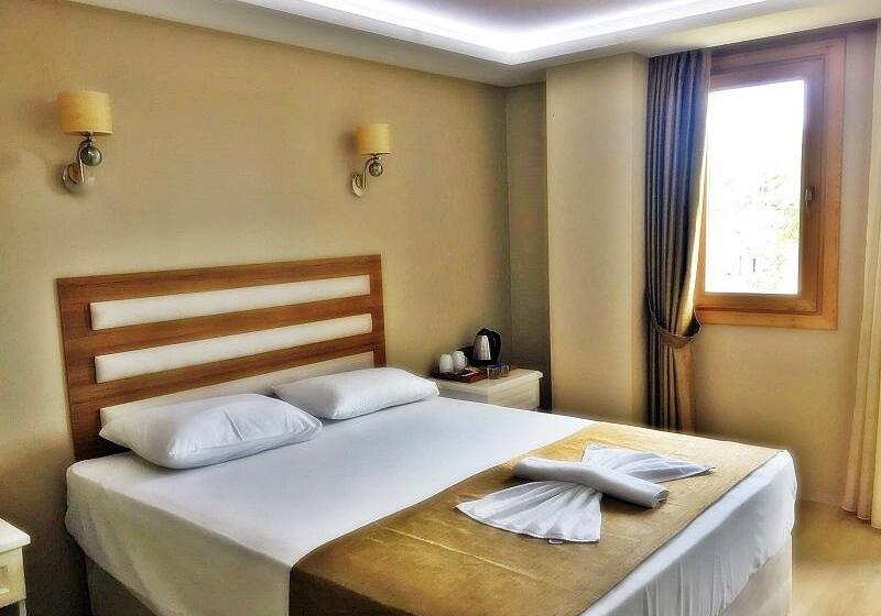 اتاق اساندارد با چشم‌انداز جانبی به دریا, Feza Otel